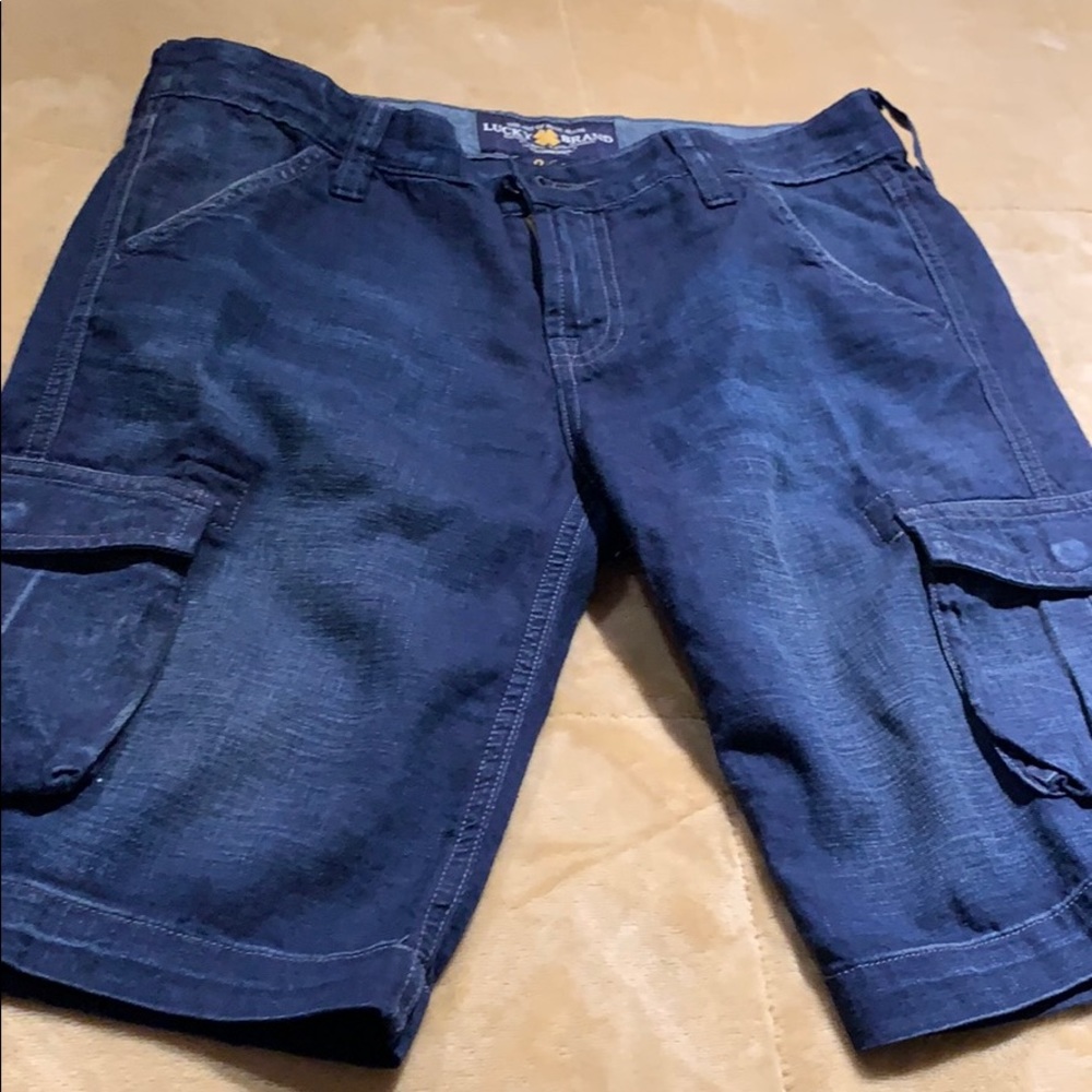 Lucky Brand cargo shorts. Sz 25
